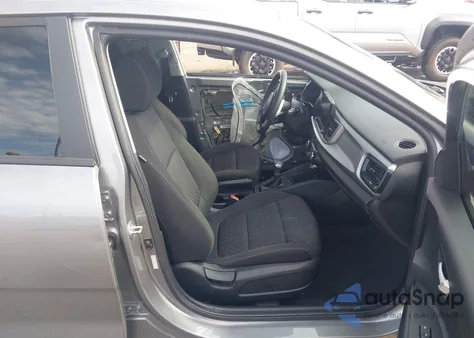 2021 Kia Rio S z USA, uszkodzony, nr VIN 3KPA24AD0ME391090